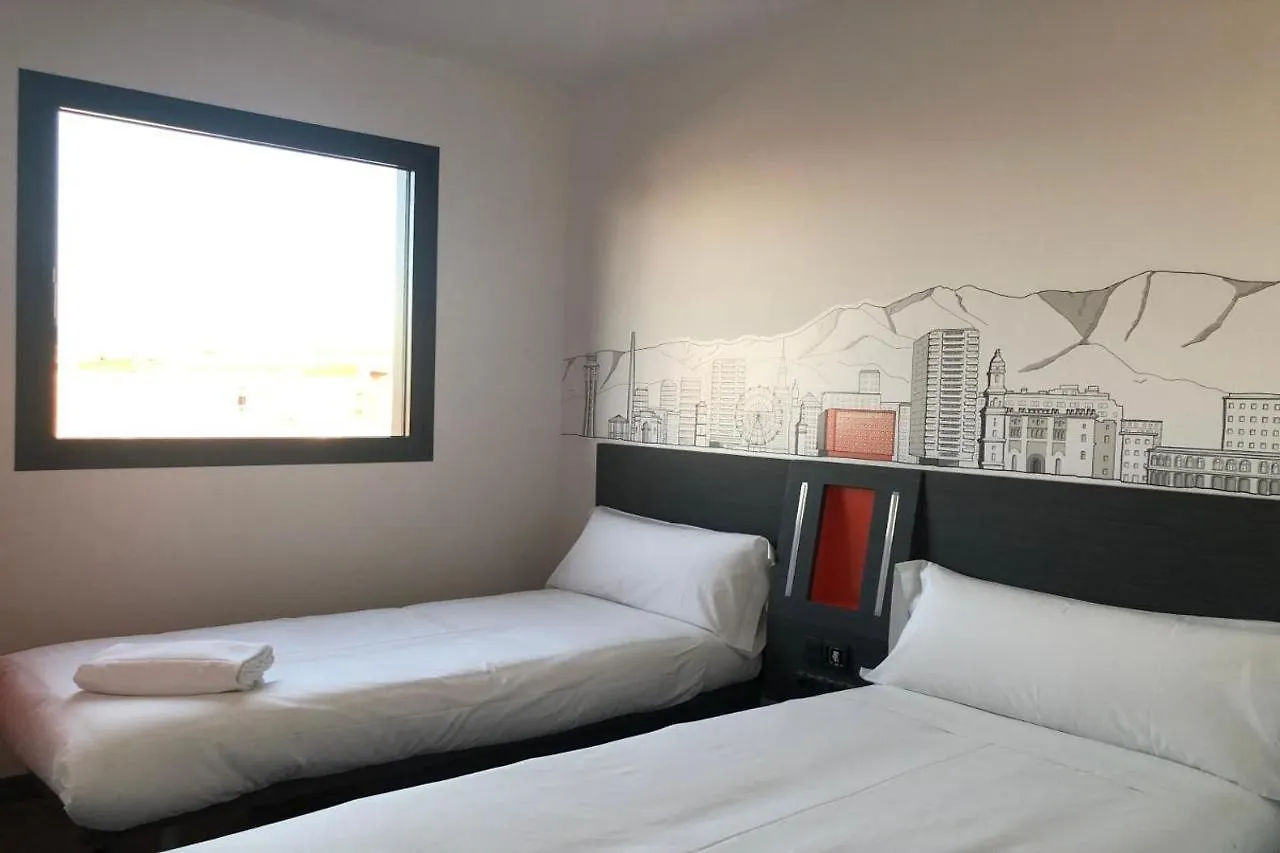 Casa de hóspedes Easyhotel Malaga City Centre