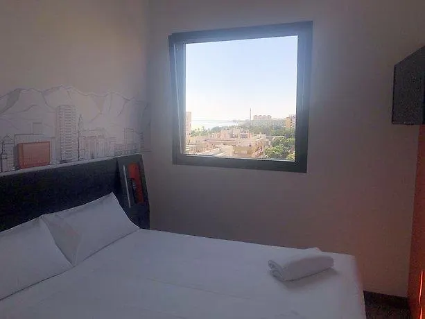 Guest house Easyhotel Malaga City Centre